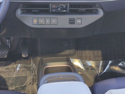 New 2026 Nissan Leaf Platinum+ image 20