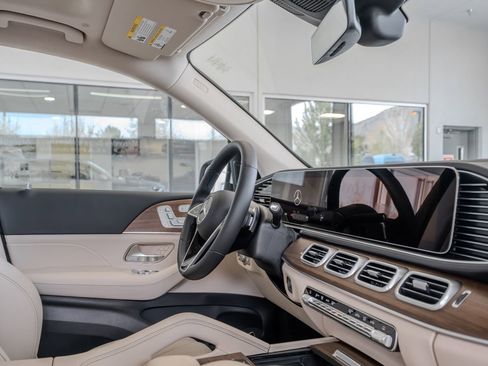 New 2026 Mercedes-Benz GLE 450 4MATIC image 18