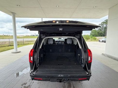 Used 2025 Ford Expedition Max Active AWD/4WD image 31