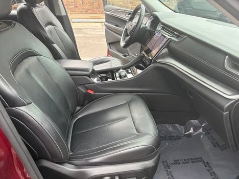Used 2021 Jeep Grand Cherokee L Limited AWD/4WD image 36
