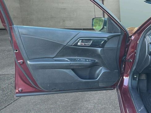 Used 2013 Honda Accord Sport image 17