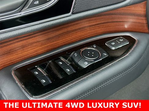 Used 2023 Lincoln Navigator Reserve image 32