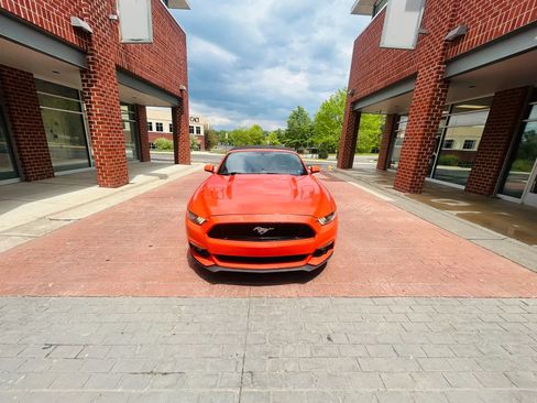 Used 2016 Ford Mustang GT Premium RWD image 2