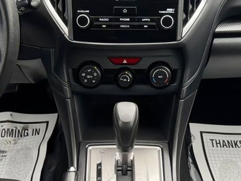 Used 2017 Subaru Impreza 2.0i Premium image 17