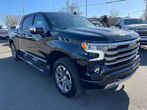 Used 2024 Chevrolet Silverado 1500 High Country w/ Technology Package image 7