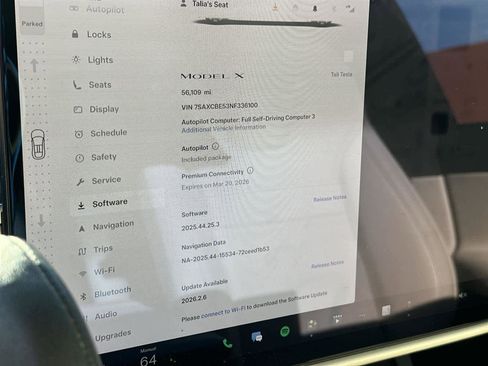Used 2022 Tesla Model X image 31