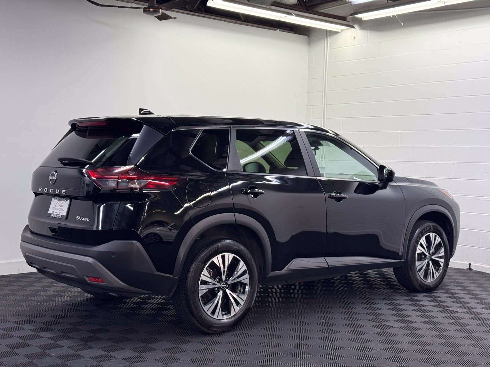 Certified 2023 Nissan Rogue SV AWD/4WD image 2