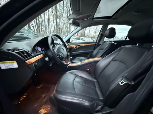 Used 2006 Mercedes-Benz E 350 4MATIC Sedan image 13