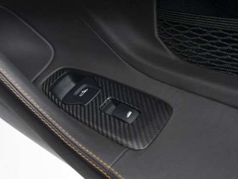 Used 2019 McLaren 600LT image 50