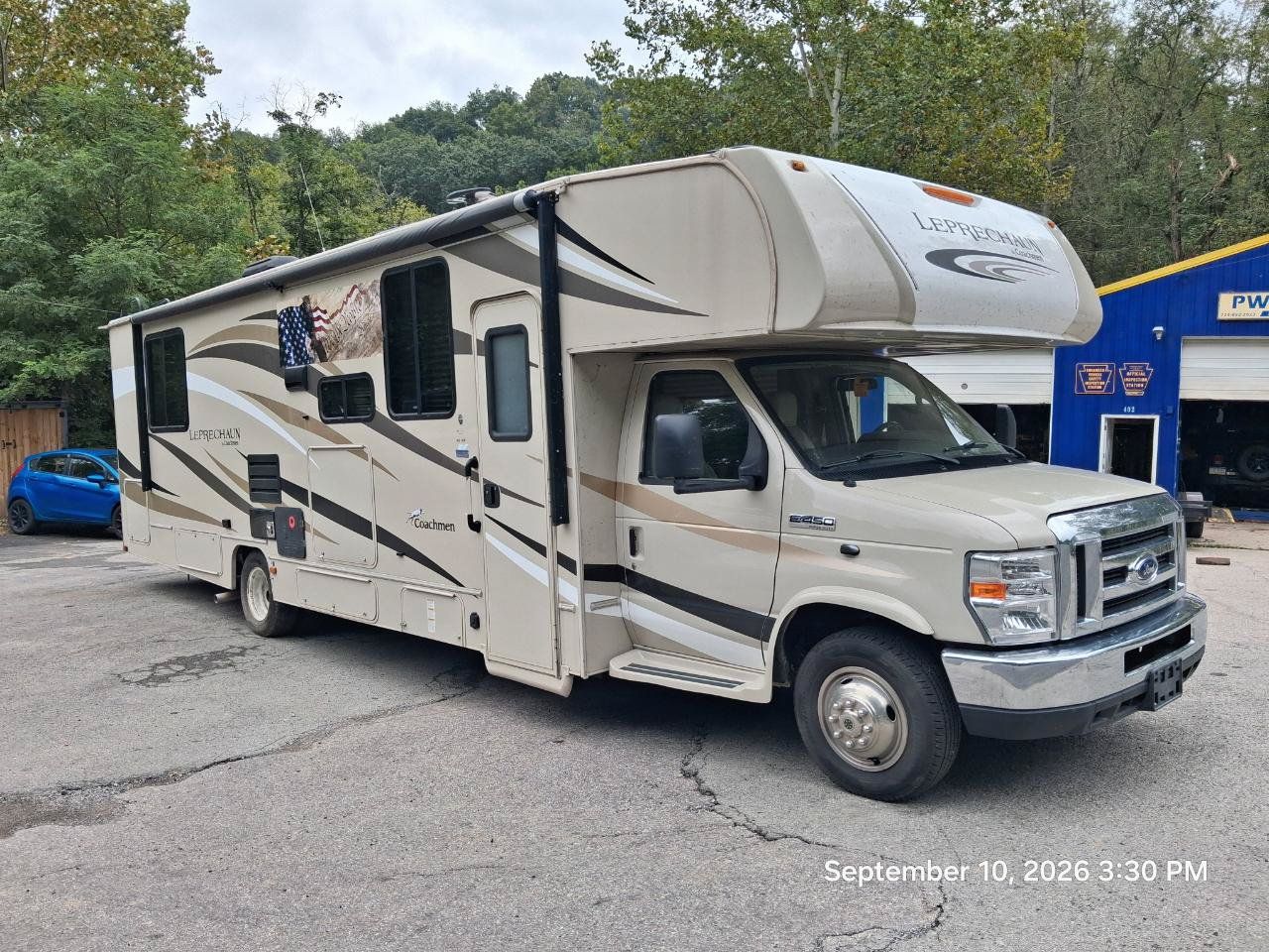 Used 2018 Ford E-450 and Econoline 450 Super Duty w/ Motorhome Prep Package RWD image 14