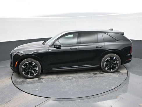 New 2025 Cadillac Escalade IQ Sport 1 w/ Smart Trailering package AWD/4WD image 32