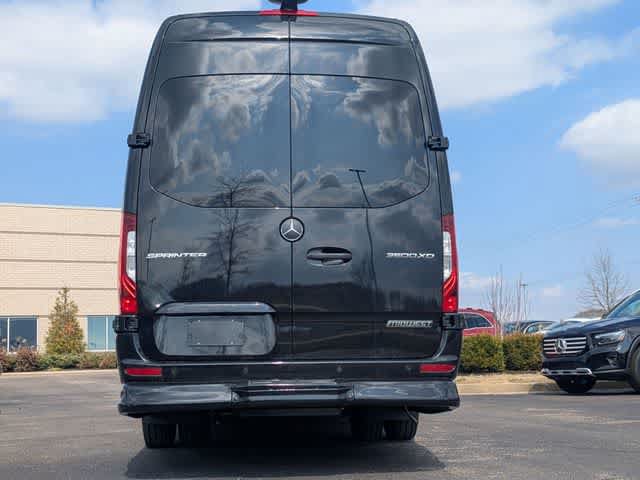 Used 2024 Mercedes-Benz Sprinter 3500 image 8