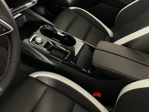 Used 2024 Buick Envision Sport Touring AWD/4WD image 17