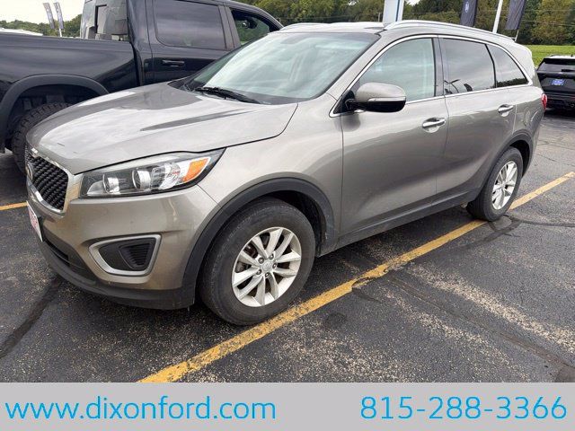 Used 2016 Kia Sorento FWD w/ LX Convenience Package 360° Tour