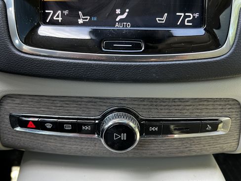 Used 2021 Volvo XC90 T8 Inscription w/ Protection Package AWD/4WD image 27