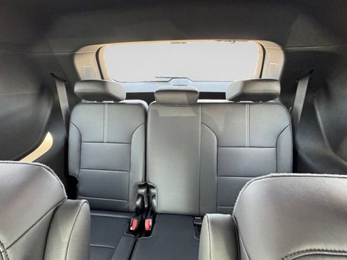 New 2026 GMC Acadia Elevation w/ Black Edition FWD image 16