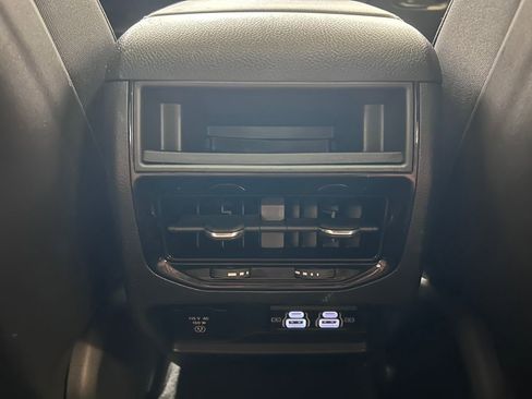 Used 2023 Jeep Grand Cherokee Altitude AWD/4WD image 24