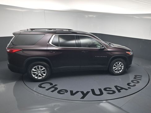 Used 2020 Chevrolet Traverse LT FWD image 24