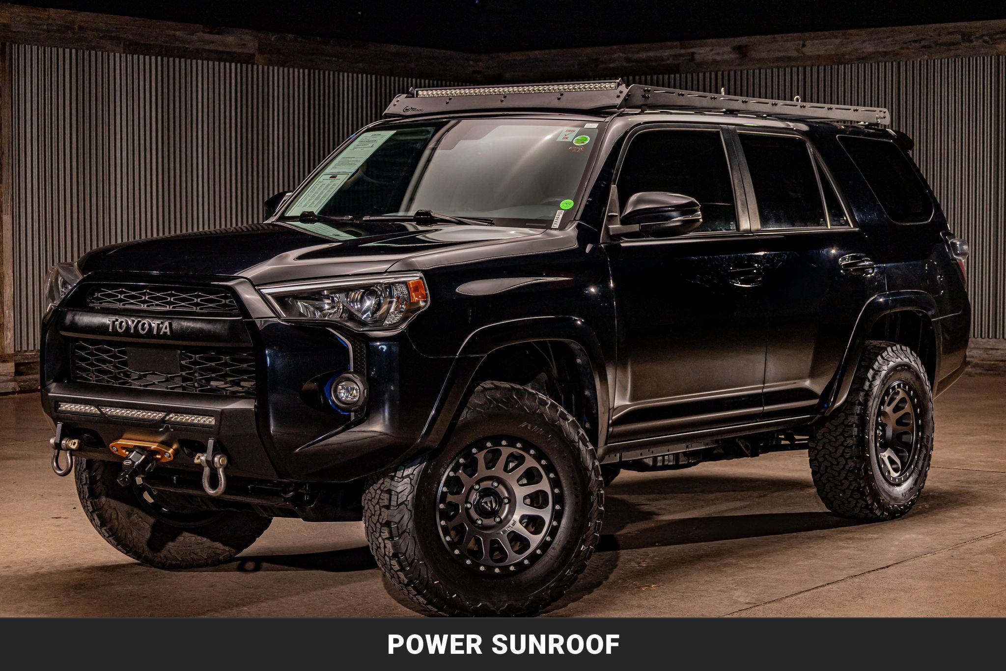Used 2021 Toyota 4Runner SR5 Premium w/ Moonroof Package AWD/4WD image 4