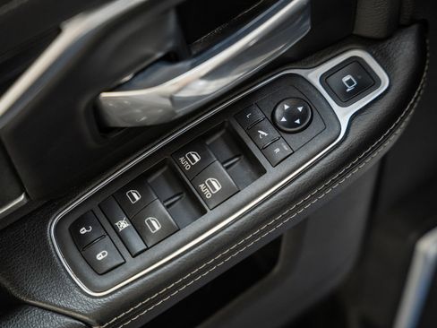 Used 2021 RAM 2500 Laramie w/ Night Edition image 52