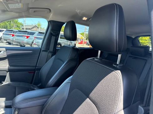 Used 2025 Ford Escape SE FWD image 17