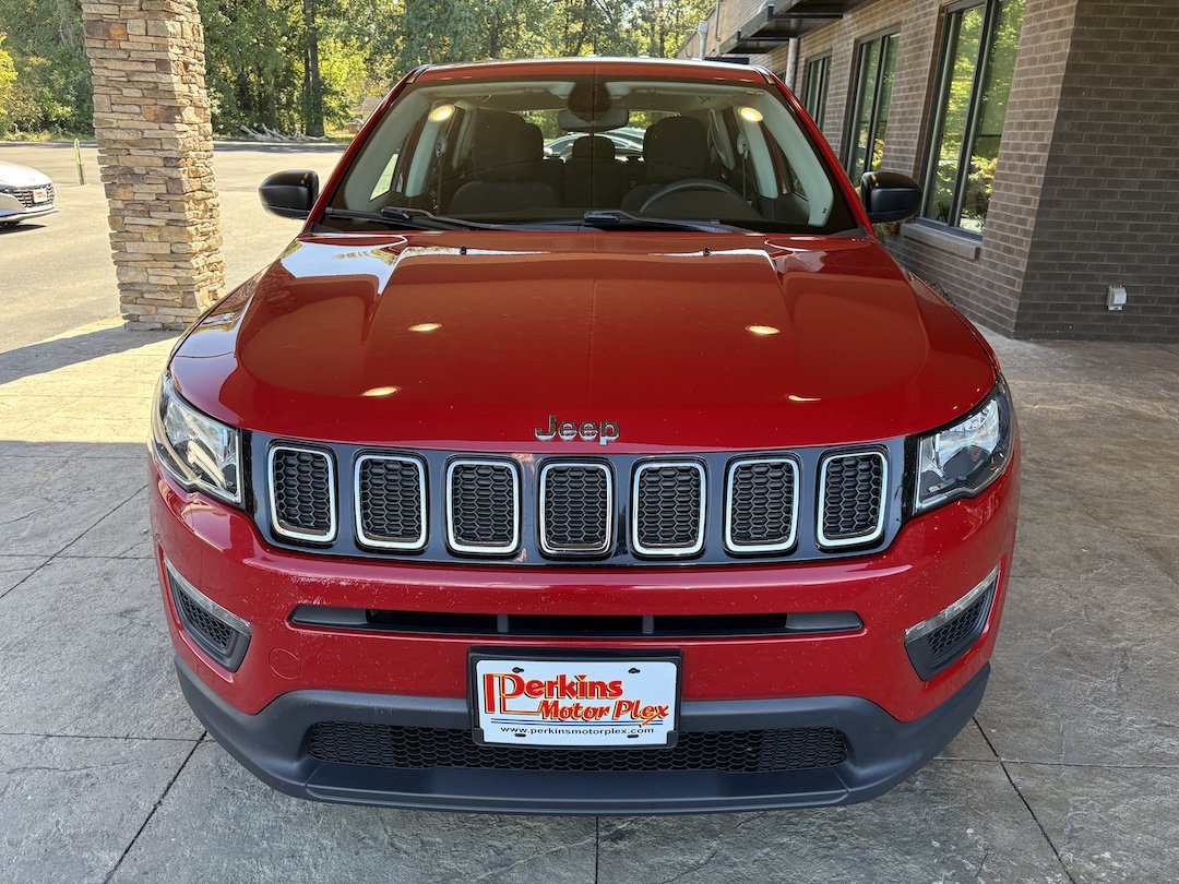 Used 2020 Jeep Compass Sport FWD image 3