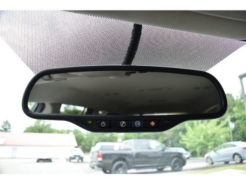 Used 2011 Buick Enclave CXL image 42