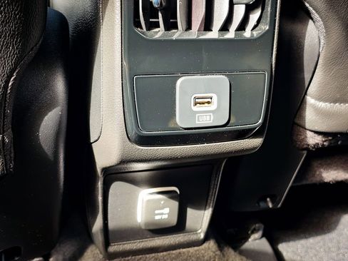 Certified 2023 Jeep Compass Limited image 32