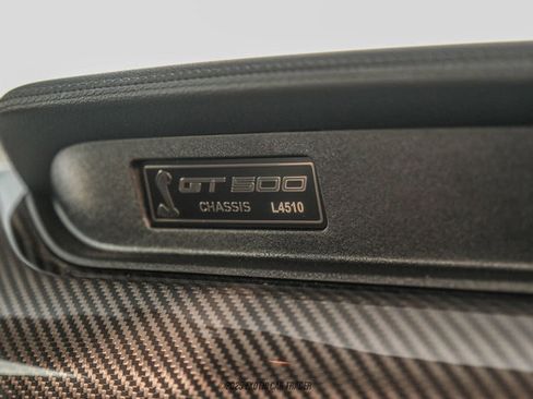 Used 2020 Ford Mustang Shelby GT500 w/ Carbon Fiber Track Pack image 68