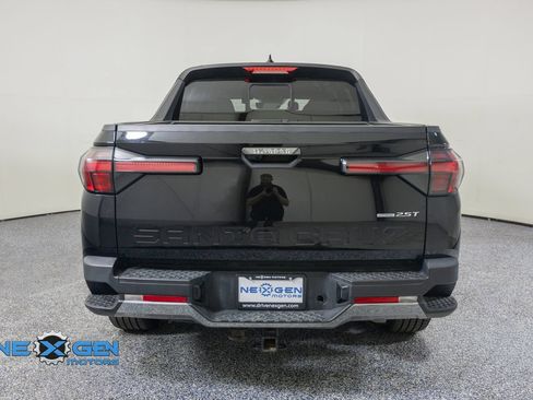 Used 2023 Hyundai Santa Cruz Limited AWD/4WD image 7
