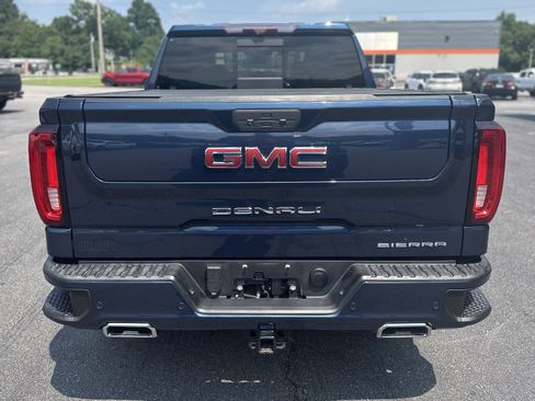 Used 2020 GMC Sierra 1500 Denali w/ Denali Ultimate Package AWD/4WD image 7