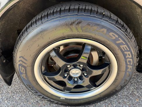 Used 1999 Toyota Avalon XLS FWD image 18