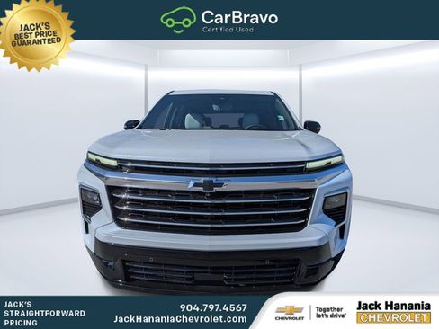 Certified 2026 Chevrolet Traverse High Country FWD image 8