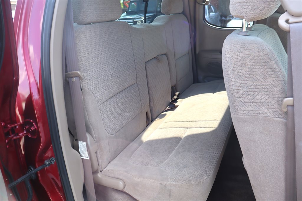 Used 2000 Toyota Tundra Limited RWD image 19