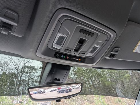 Used 2022 Chevrolet Silverado 2500 LTZ w/ LTZ Plus Package image 29