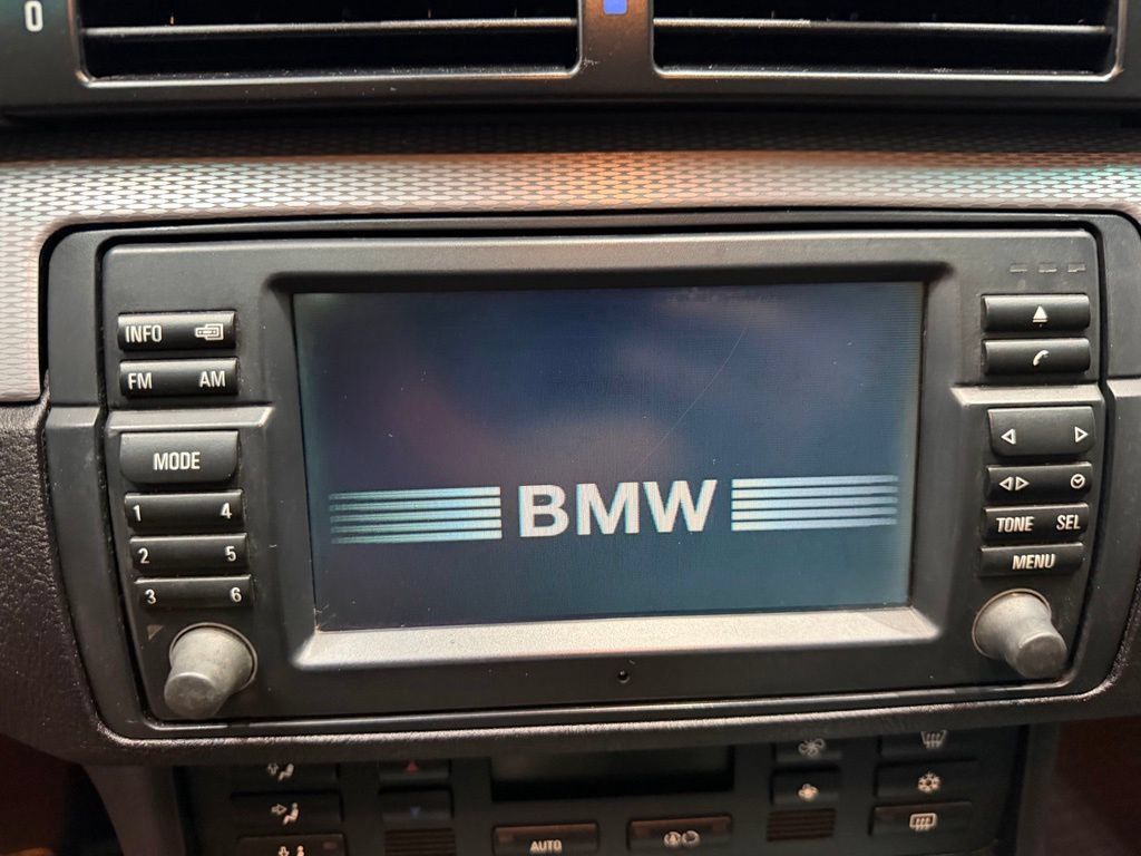Used 2005 BMW M3 Coupe RWD image 76