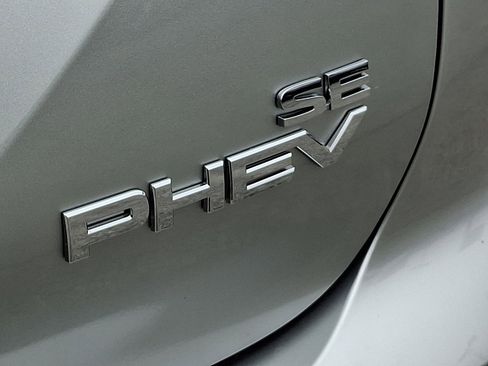 New 2025 Mitsubishi Outlander SE image 23