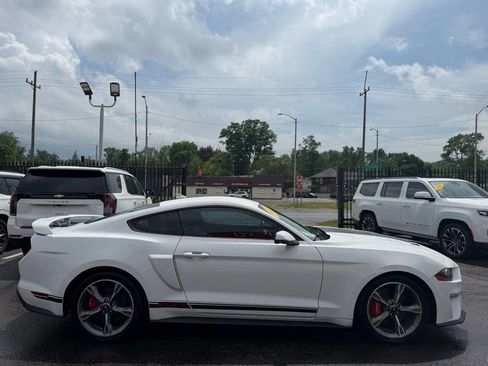 Used 2023 Ford Mustang GT Premium w/ Equipment Group 401A RWD image 4