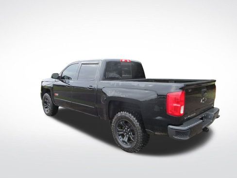 Used 2018 Chevrolet Silverado 1500 LTZ Z71 w/ Midnight Edition image 3