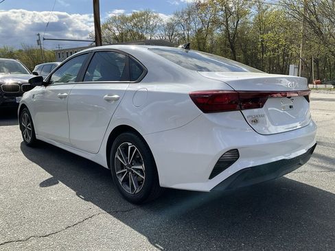 Used 2023 Kia Forte LXS FWD image 7