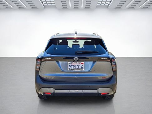 Certified 2025 Nissan Kicks SR FWD image 5