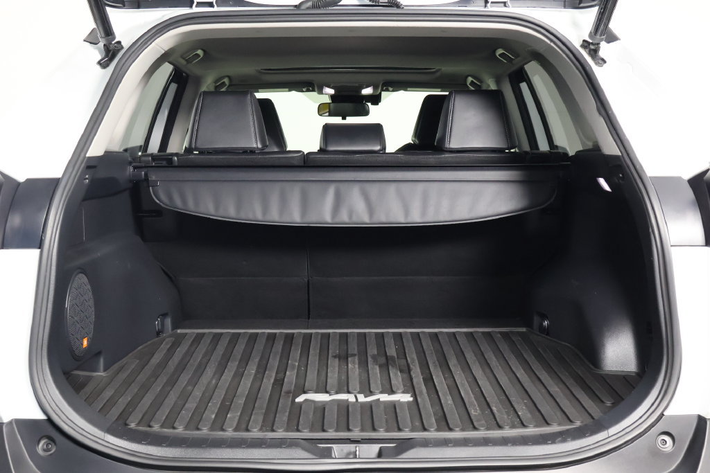 Used 2023 Toyota RAV4 XLE Premium AWD/4WD image 14