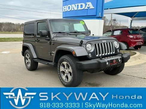 Used 2017 Jeep Wrangler Sahara w/ Connectivity Group image 1