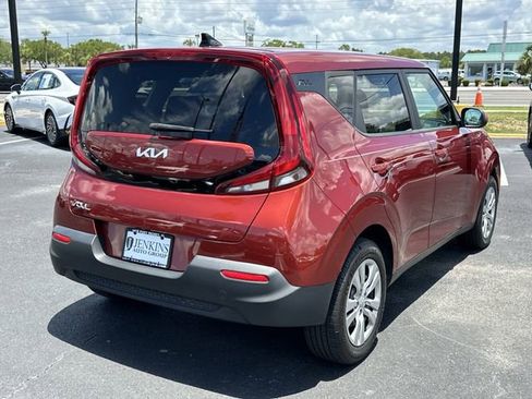 Used 2022 Kia Soul LX FWD image 8