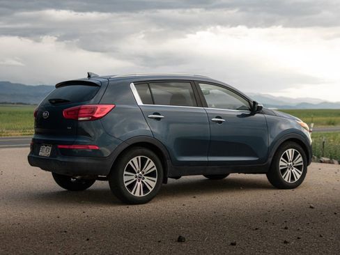Used 2015 Kia Sportage EX image 4
