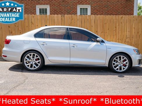 Used 2014 Volkswagen Jetta GLI FWD image 5