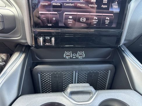 New 2025 RAM 3500 Laramie image 75