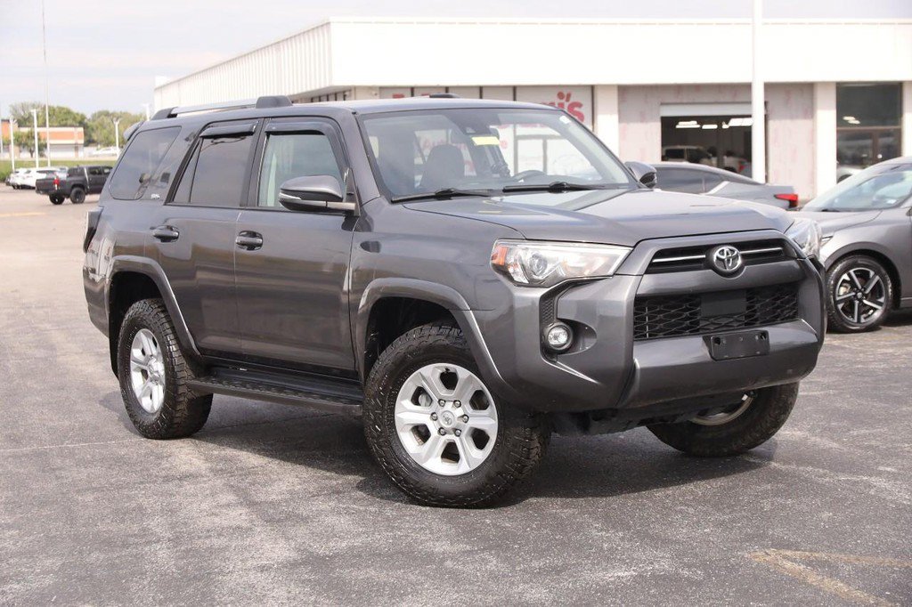 Used 2022 Toyota 4Runner SR5 Premium AWD/4WD image 2