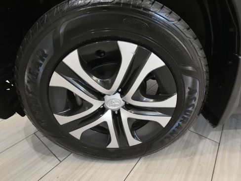 Used 2017 Toyota RAV4 LE w/ All Weather Liner Package AWD/4WD image 11
