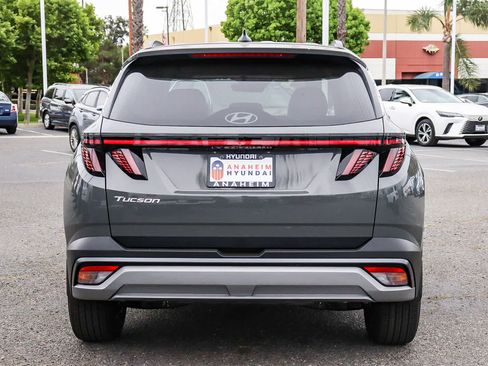 New 2026 Hyundai Tucson SEL FWD image 8